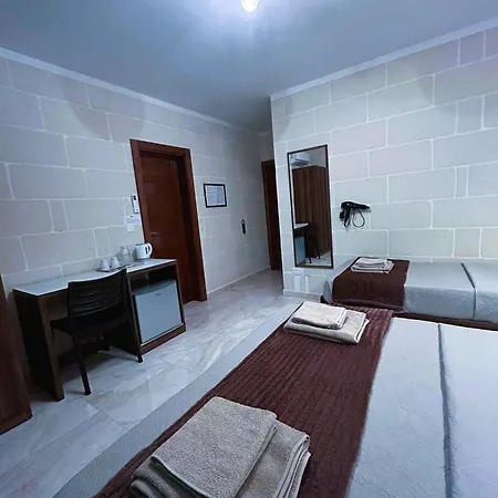 Twenty9th לינה וארוחת בוקר 4*