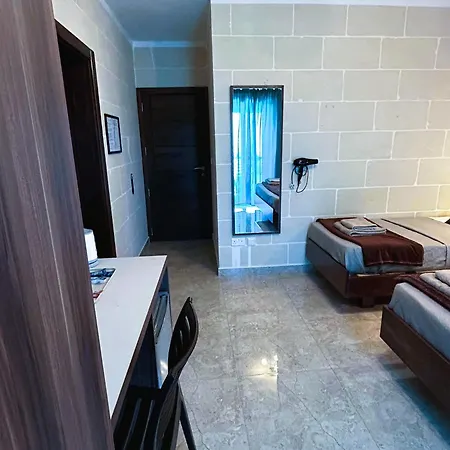 Twenty9th * Nadur