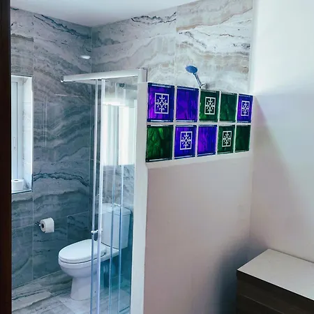 Twenty9th Frühstückspension 4*